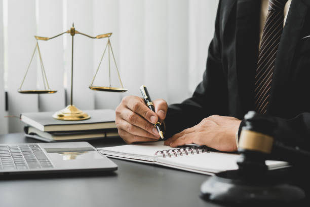 Small Business Law: Things to consider when signing a contract